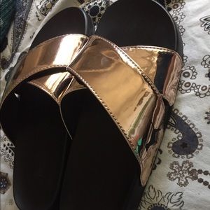 Victoria’s Secret PINK Metallic Gold slides